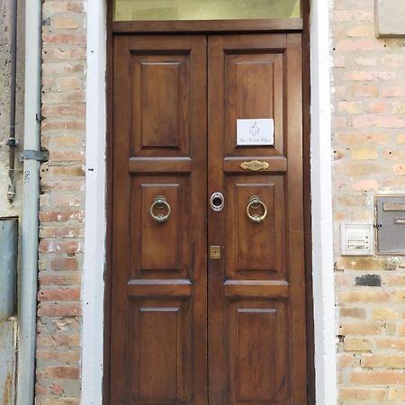 Traivicolidifoligno Hotel Exterior foto