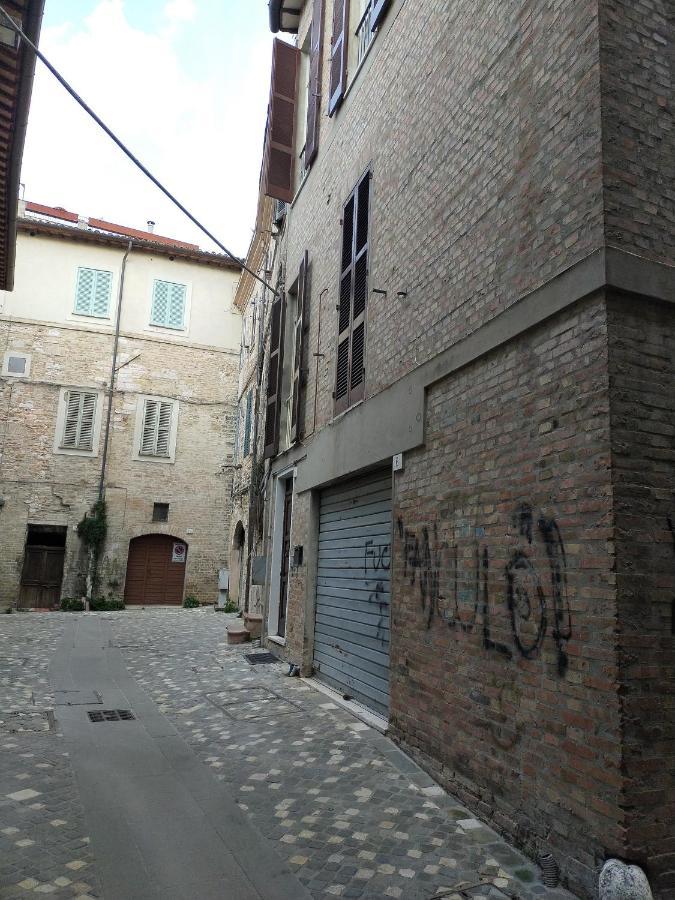 Traivicolidifoligno Hotel Exterior foto