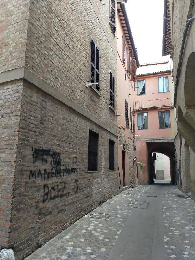 Traivicolidifoligno Hotel Exterior foto